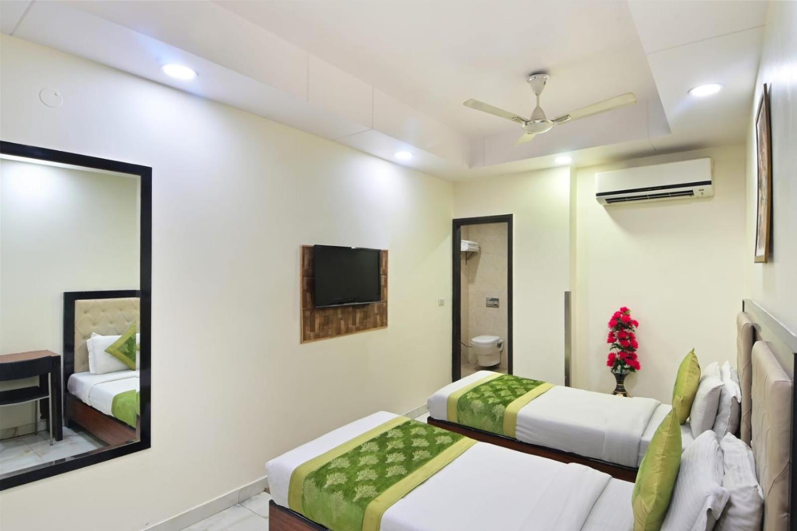 Hotel Emporio View - New Delhi Railway Station - Paharganj Exterior foto