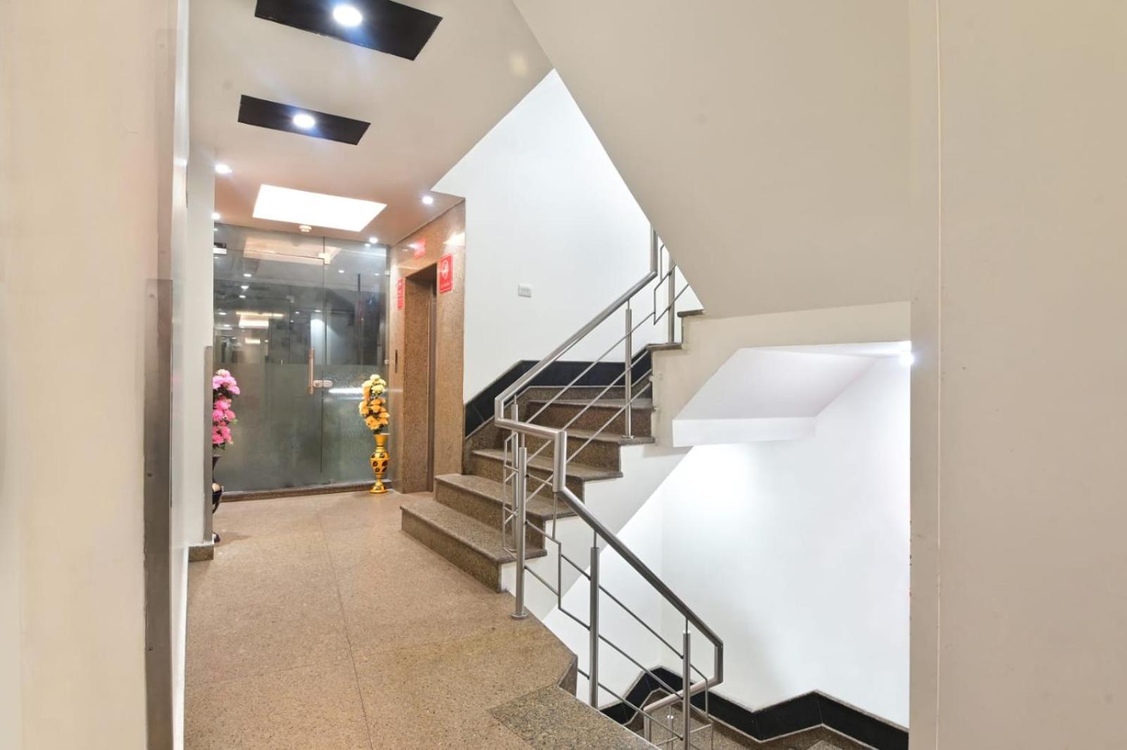 Hotel Emporio View - New Delhi Railway Station - Paharganj Exterior foto